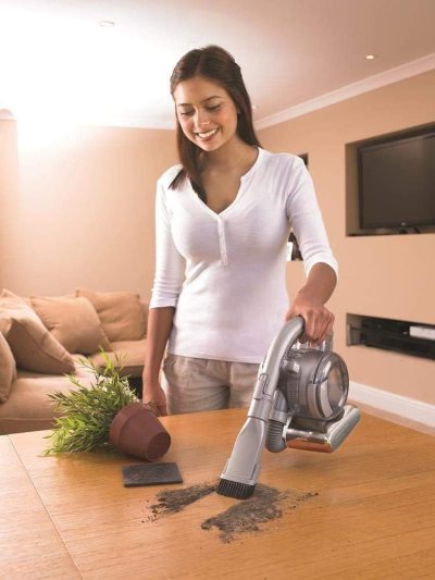 ⁦Black & Decker 18V Cordless Handheld Vacuum Cleaner, 650ml, Grey - PD1420LP-GB⁩ - الصورة ⁦7⁩