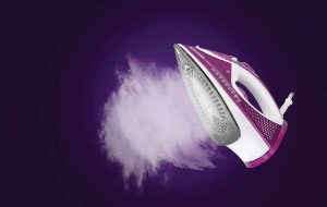 Black & Decker Ceramic Steam Iron, 2400W, 320ml, Purple - X2450-B5 - Image 5