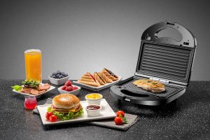 Black & Decker 2-Slice Non-Stick Sandwich Maker, 780W, Black - TS2120-B5 - Image 6