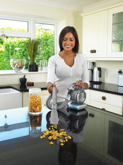 ⁦Black & Decker 14.4V Cordless Handheld Vacuum Cleaner, 560ml, Grey - PD1420LP-GB⁩ - الصورة ⁦8⁩