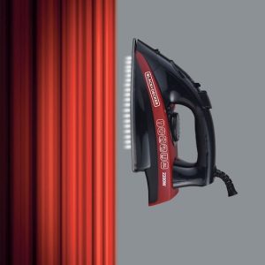 ⁦Black & Decker Ceramic Steam Iron, 2200W, 380ml, Red - X2200-B5⁩ - الصورة ⁦3⁩