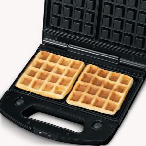 محمصة خبز ستانلس ستيل 3 أشكال سيفرين، 1000 واط، أسود - 2968 - Image 4