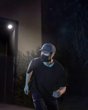 كاميرا يوفي سبوتلايت للأمن، 2K، من أنكر، أبيض T8123G21 - Image 4